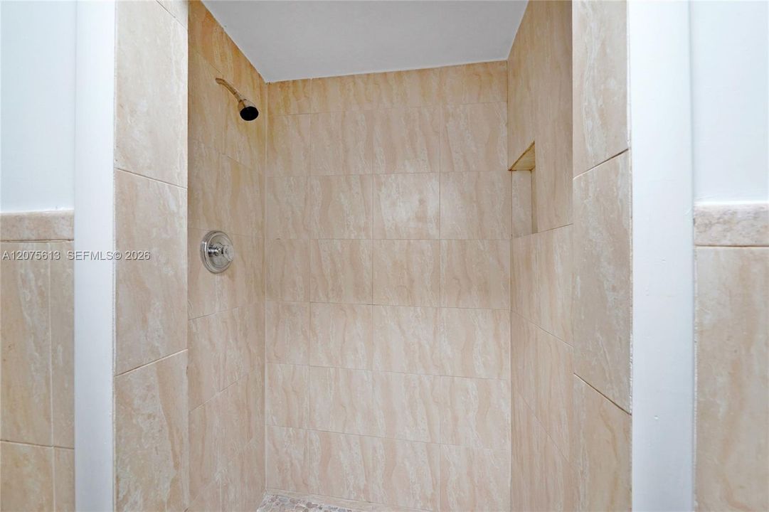 For Sale: $450,000 (4 beds, 3 baths, 1310 Square Feet)