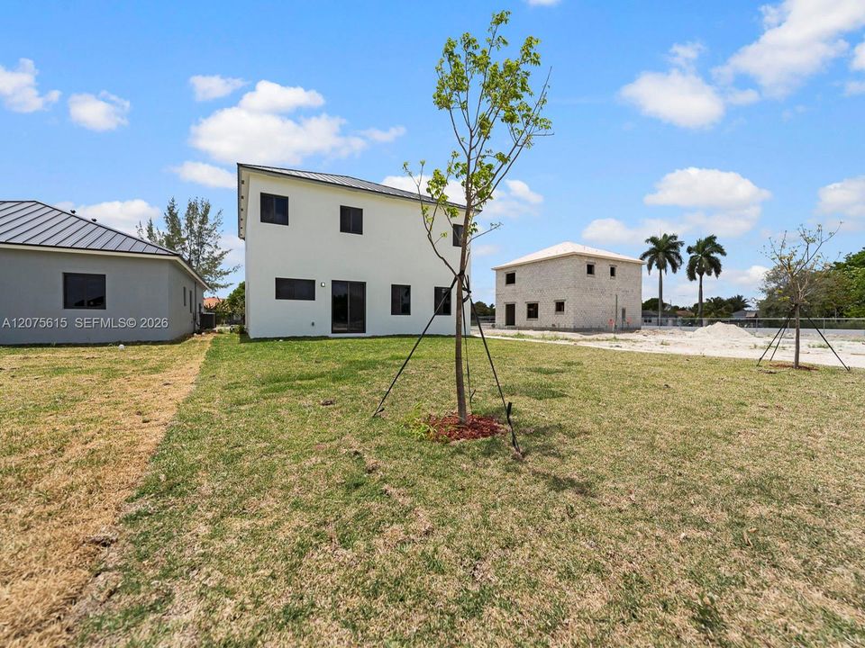 For Sale: $794,990 (5 beds, 4 baths, 3345 Square Feet)