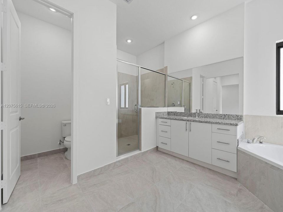 For Sale: $794,990 (5 beds, 4 baths, 3345 Square Feet)