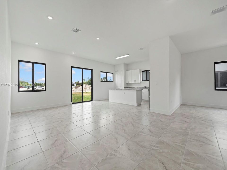 For Sale: $794,990 (5 beds, 4 baths, 3345 Square Feet)
