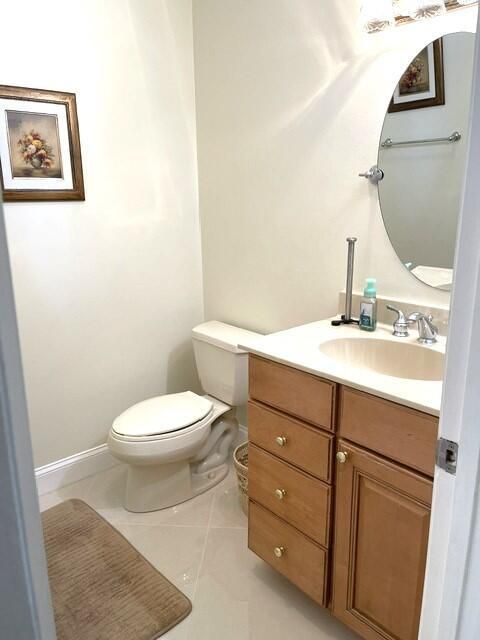 Guest half bathroom