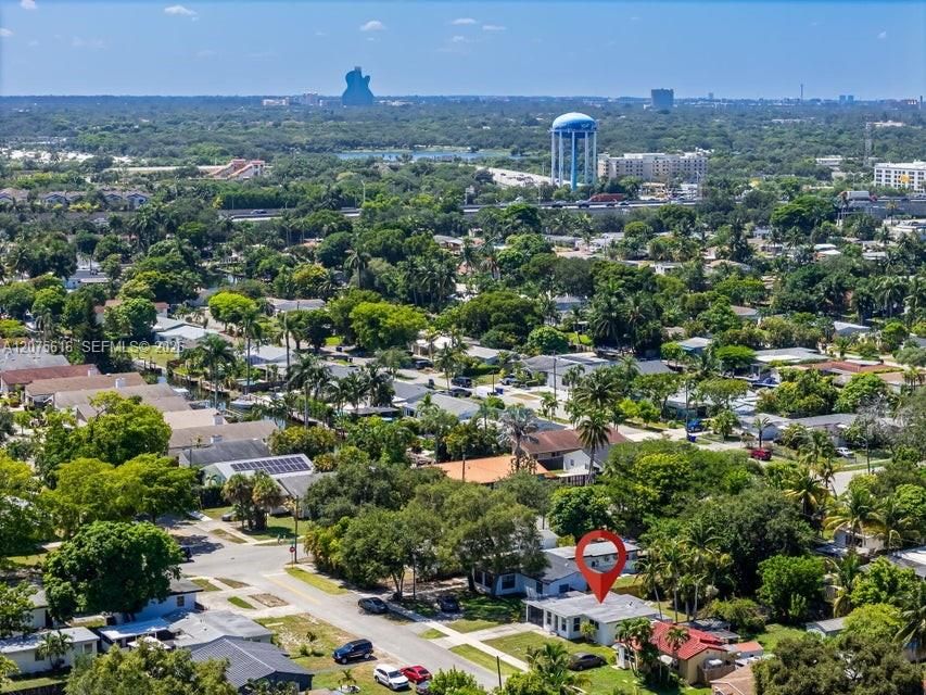 На продажу: $384,900 (1 спален, 1 ванн, 713 Квадратных фут)