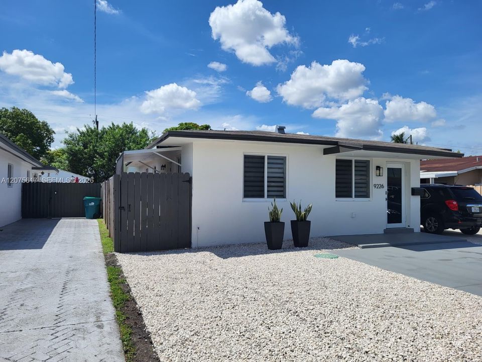For Rent: $3,100 (2 beds, 2 baths, 0 Square Feet)