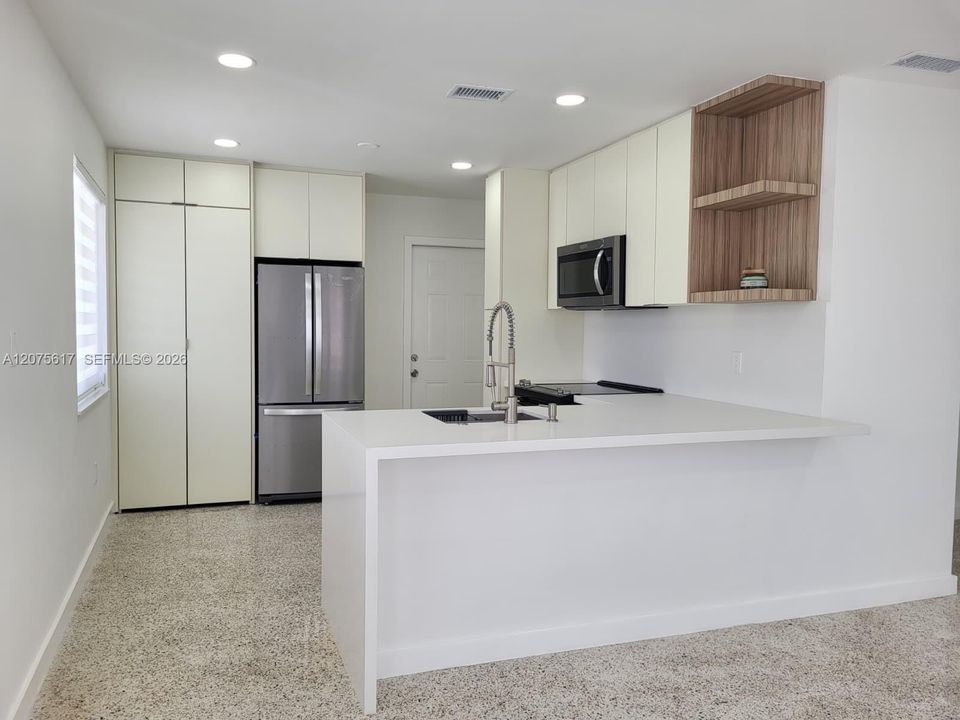 For Rent: $3,100 (2 beds, 2 baths, 0 Square Feet)