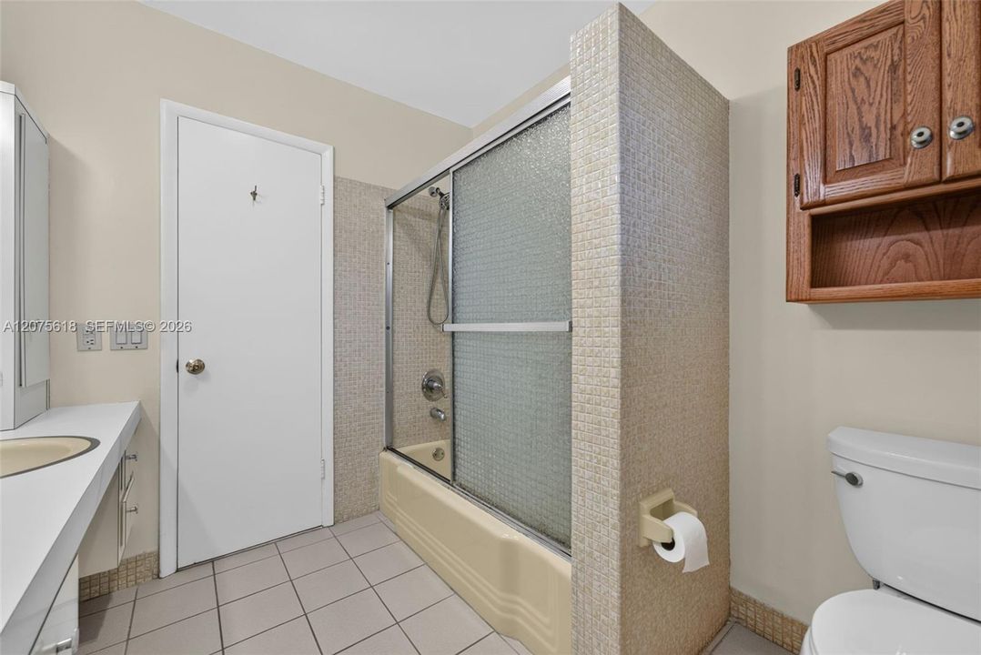 For Sale: $650,000 (4 beds, 2 baths, 1765 Square Feet)