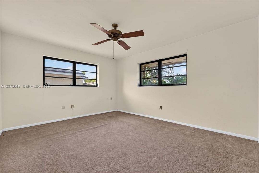 For Sale: $650,000 (4 beds, 2 baths, 1765 Square Feet)