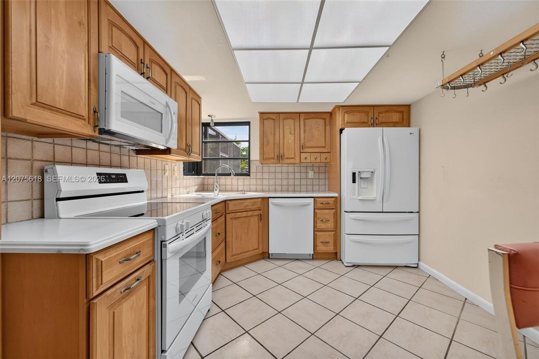 For Sale: $650,000 (4 beds, 2 baths, 1765 Square Feet)