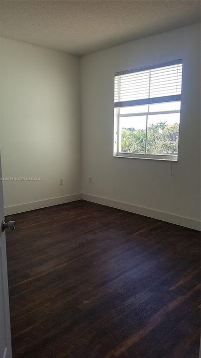 En Renta: $5,000 (5 camas, 3 baños, 3129 Pies cuadrados)