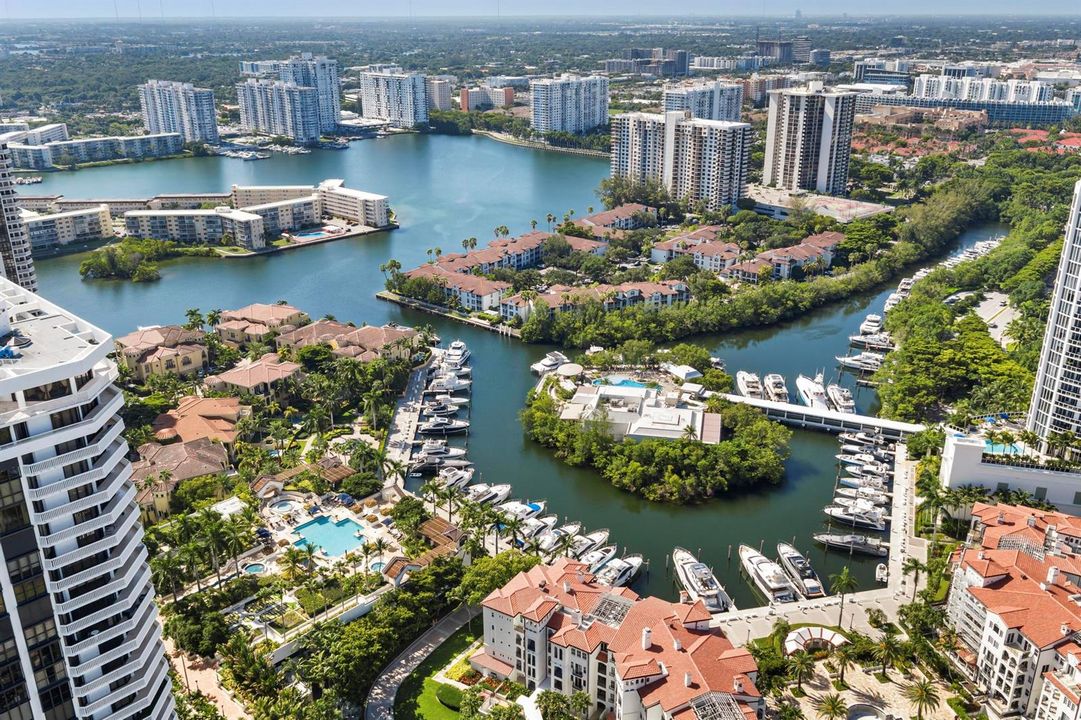 2000 Island Blvd #903DJI_20260818162354_