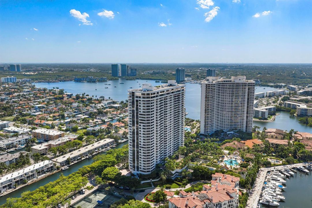 2000 Island Blvd #903DJI_20260818160419_