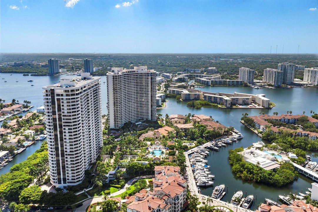 2000 Island Blvd #903DJI_20260818160430_