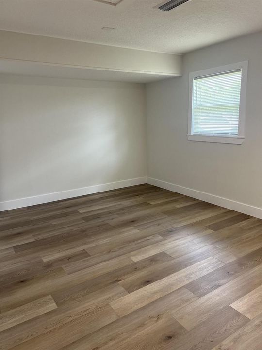 Laundry/Bonus Room
