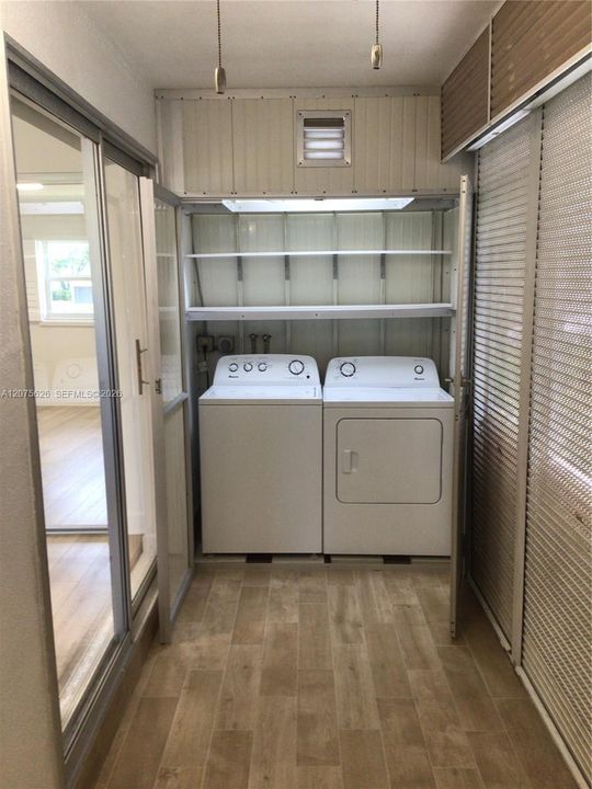 На продажу: $169,900 (1 спален, 1 ванн, 720 Квадратных фут)