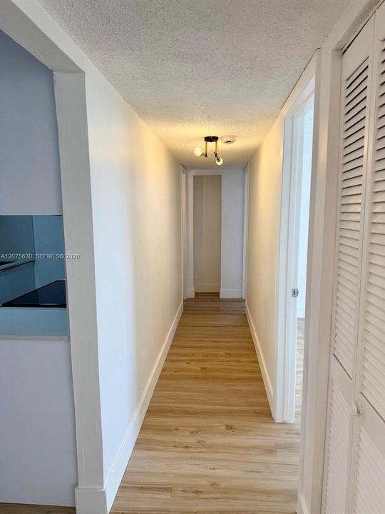 For Rent: $2,500 (2 beds, 2 baths, 1013 Square Feet)