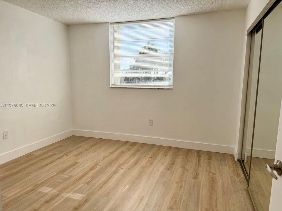 For Rent: $2,500 (2 beds, 2 baths, 1013 Square Feet)