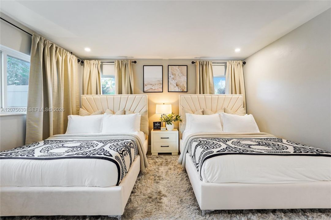 For Rent: $9,000 (3 beds, 3 baths, 1735 Square Feet)