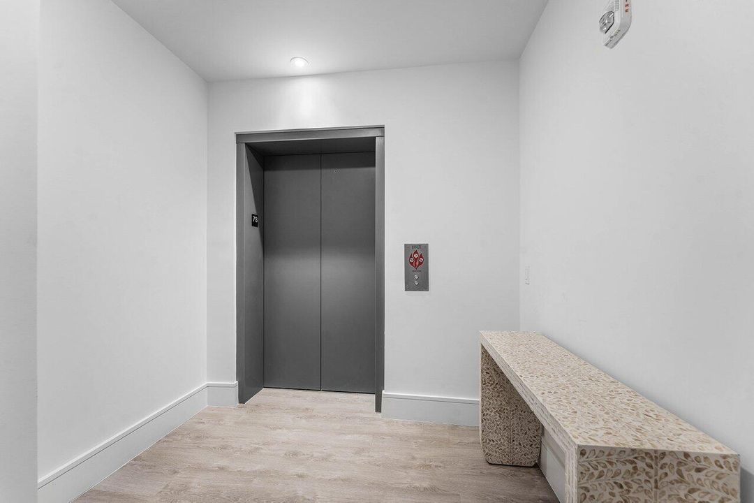 001-220LakeShoreDrive-702-LakePark-FL-33