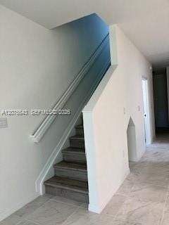 For Rent: $3,100 (3 beds, 2 baths, 1418 Square Feet)