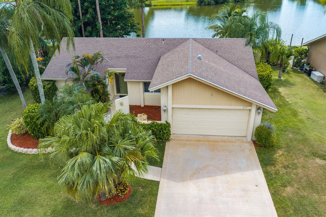 217PARKWOODDRSROYALPALMBEACH-37