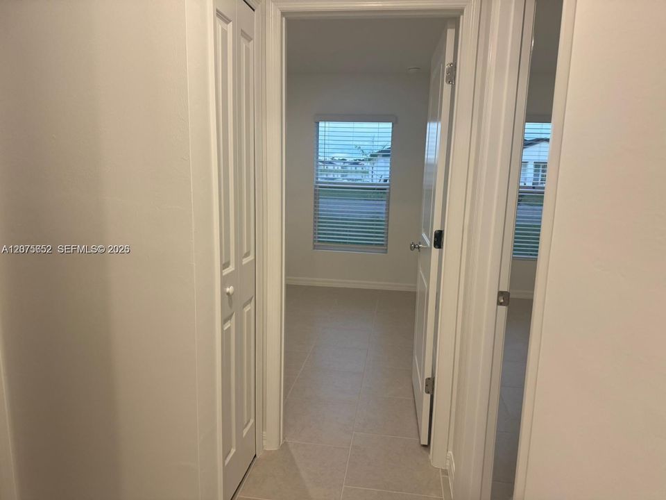 En Renta: $2,200 (4 camas, 2 baños, 1817 Pies cuadrados)