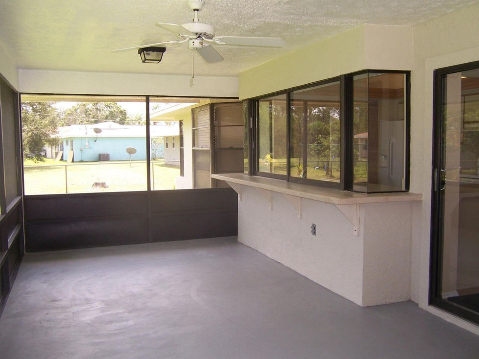 COVERED PATIO