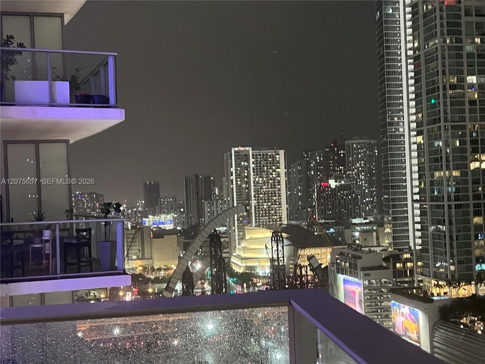 For Rent: $7,350 (2 beds, 3 baths, 1547 Square Feet)