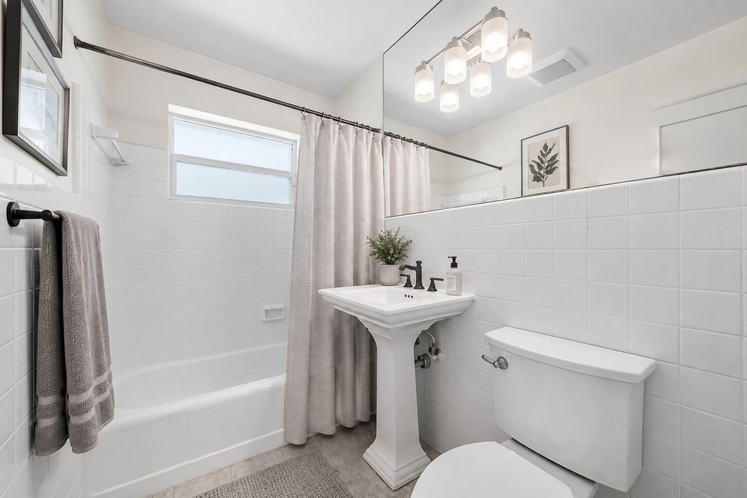 Guest bath1