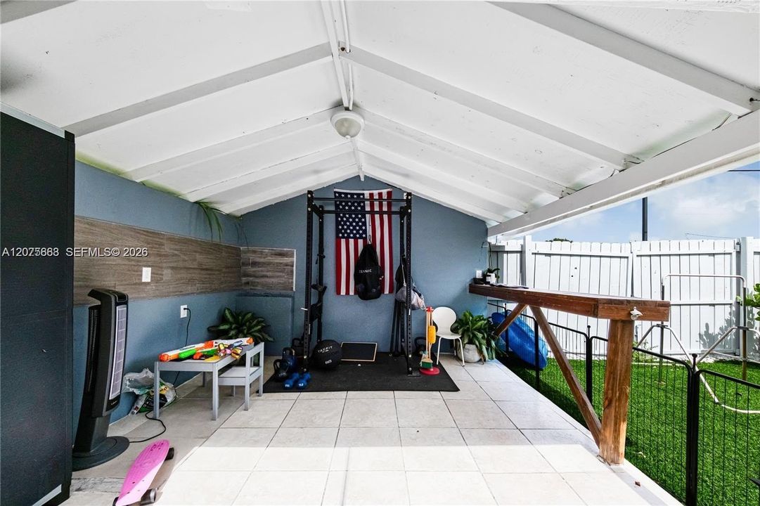 En Venta: $725,000 (0 camas, 0 baños, 1450 Pies cuadrados)