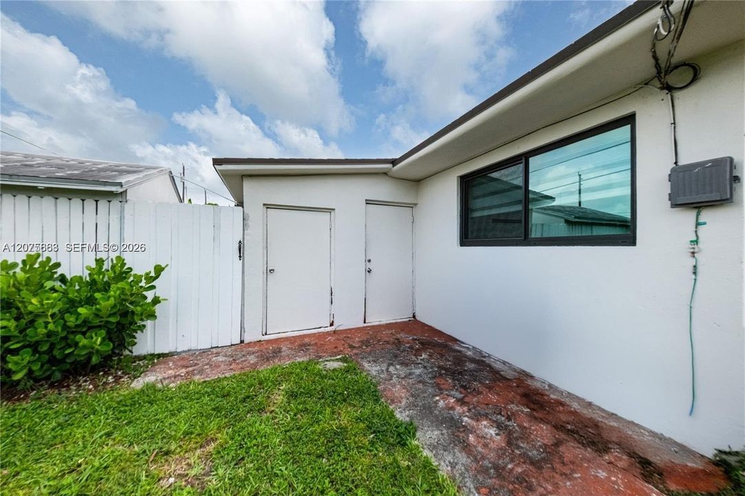 En Venta: $725,000 (0 camas, 0 baños, 1450 Pies cuadrados)