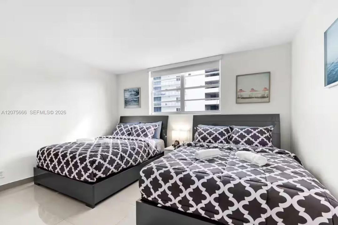 For Rent: $4,900 (2 beds, 2 baths, 1178 Square Feet)
