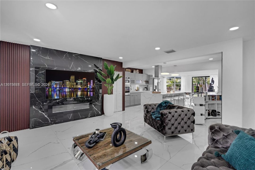 For Rent: $4,500 (3 beds, 2 baths, 1370 Square Feet)