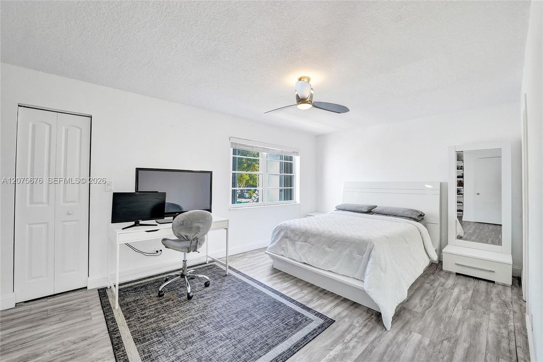 For Rent: $4,100 (3 beds, 2 baths, 1798 Square Feet)