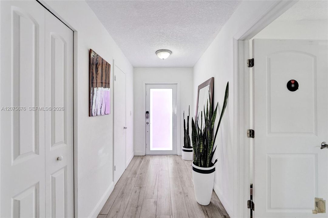 For Rent: $4,100 (3 beds, 2 baths, 1798 Square Feet)