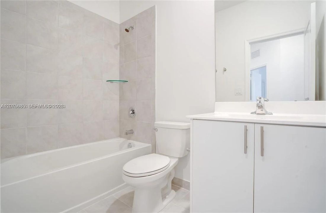 For Sale: $445,000 (3 beds, 2 baths, 1331 Square Feet)