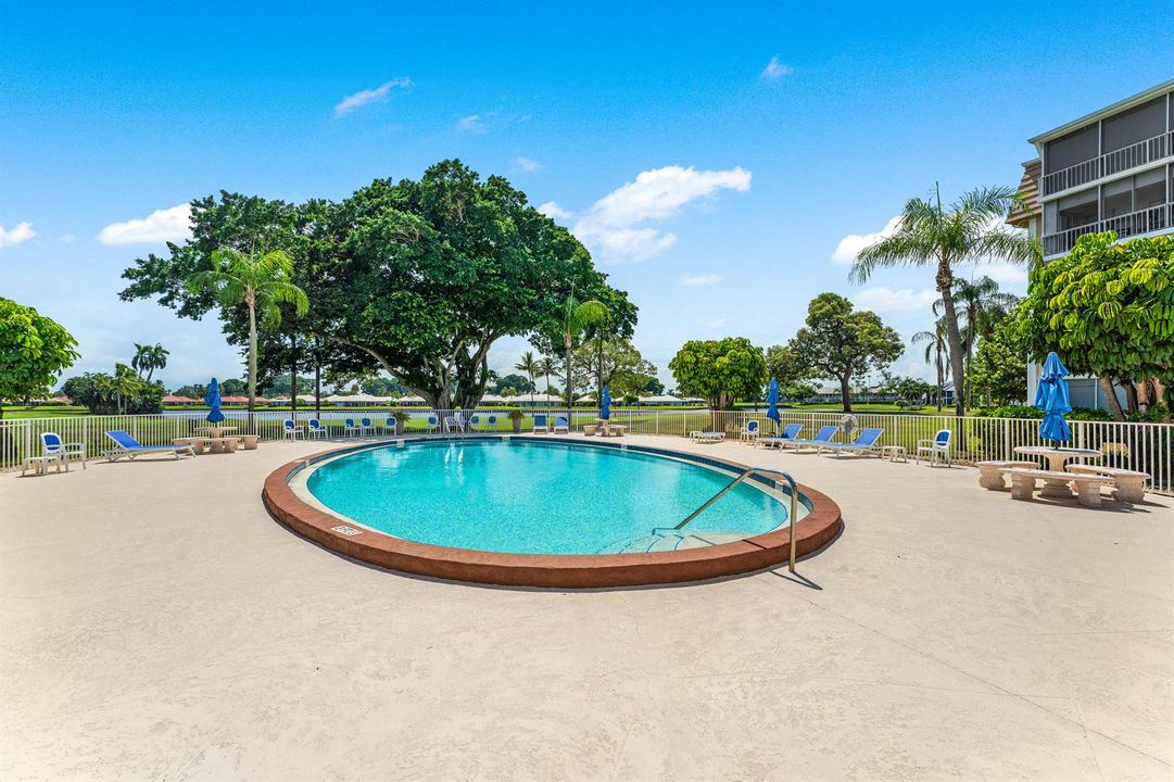 028-250JohnFKennedyDrive-107-Atlantis-FL