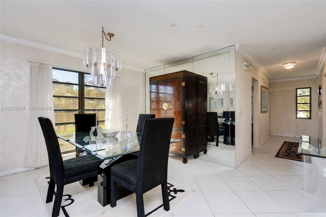 En Venta: $235,000 (2 camas, 2 baños, 1216 Pies cuadrados)