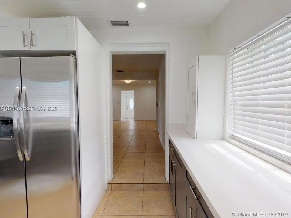 For Rent: $3,800 (3 beds, 2 baths, 2334 Square Feet)