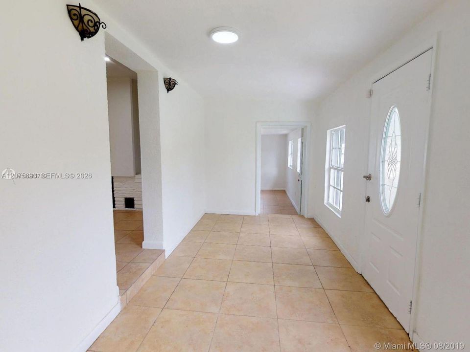 For Rent: $3,800 (3 beds, 2 baths, 2334 Square Feet)