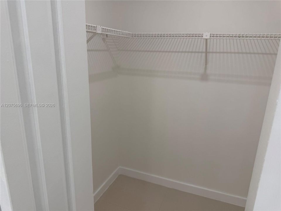 В аренду: $3,800 (3 спален, 2 ванн, 1786 Квадратных фут)