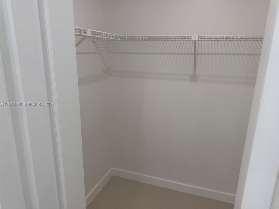 В аренду: $3,800 (3 спален, 2 ванн, 1786 Квадратных фут)