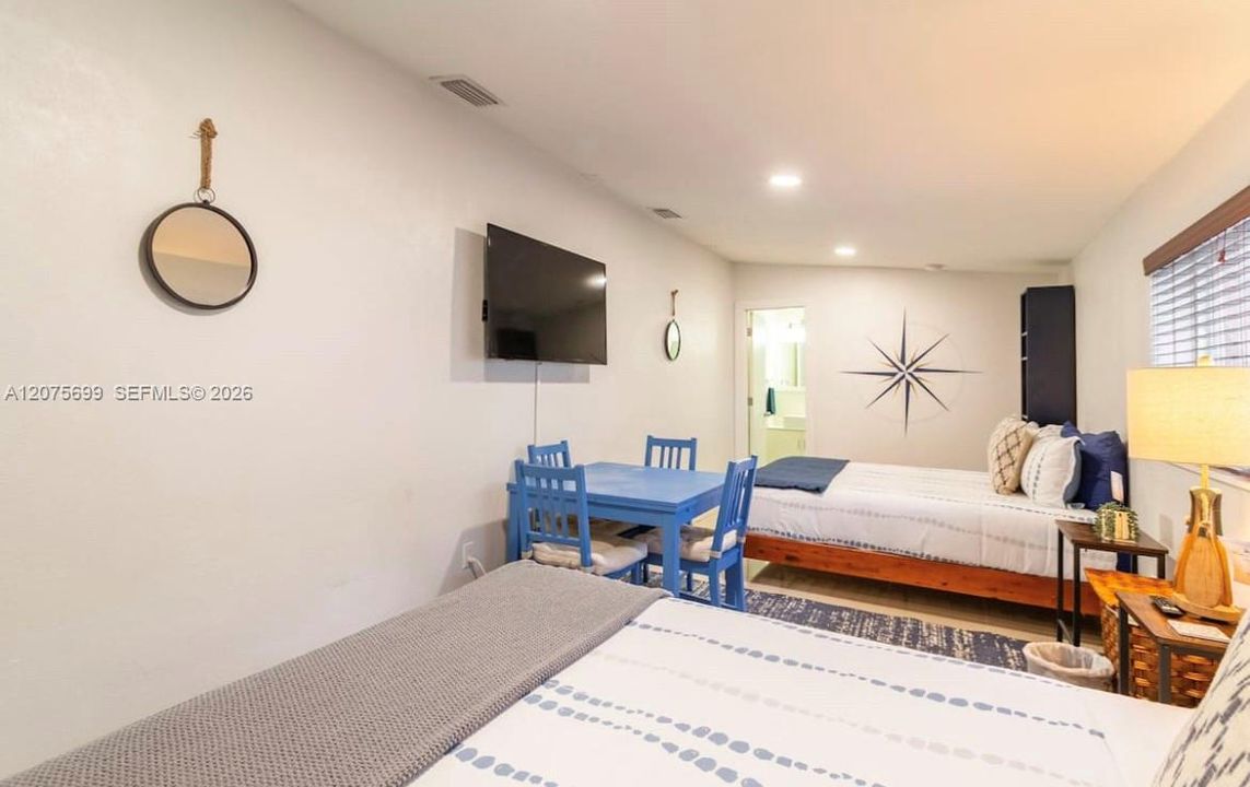 En Renta: $3,800 (4 camas, 2 baños, 1250 Pies cuadrados)