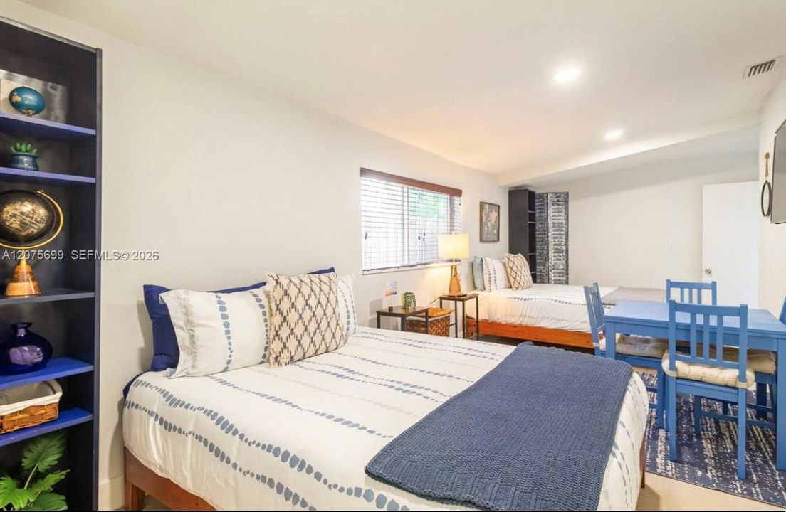 En Renta: $3,800 (4 camas, 2 baños, 1250 Pies cuadrados)