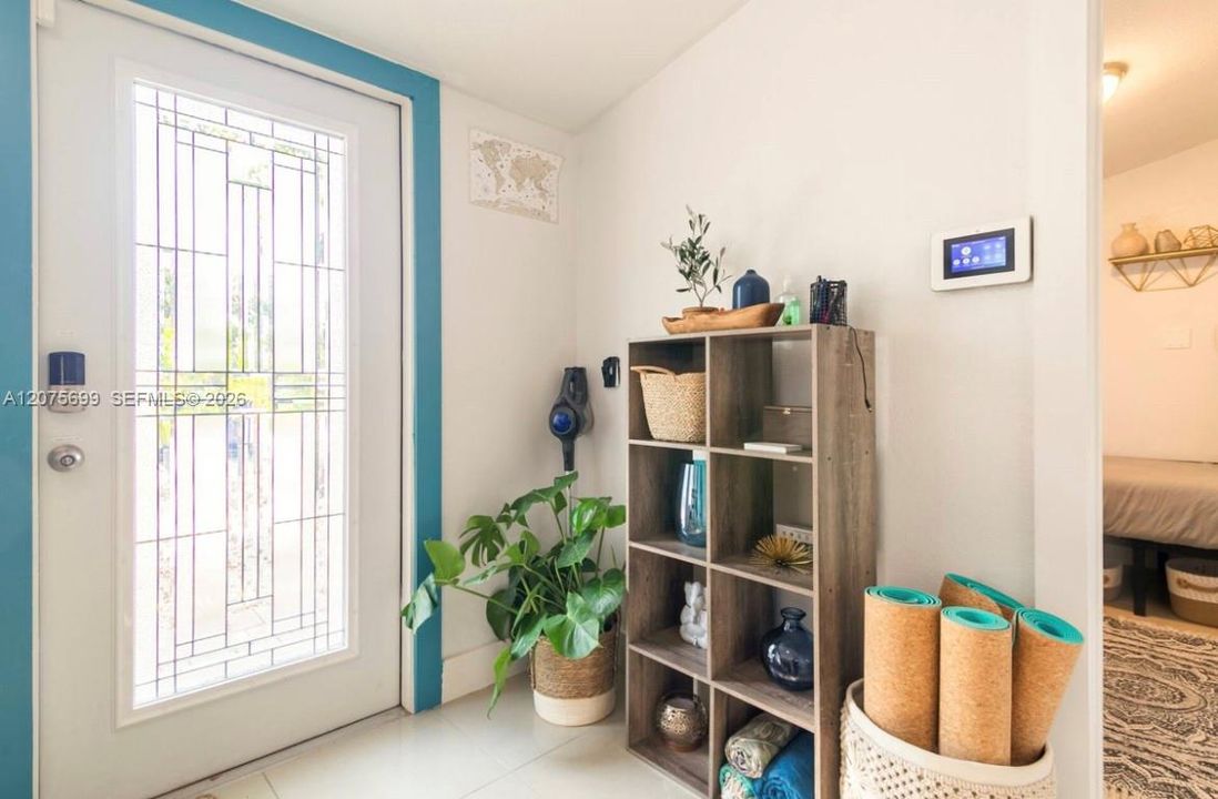 En Renta: $3,800 (4 camas, 2 baños, 1250 Pies cuadrados)
