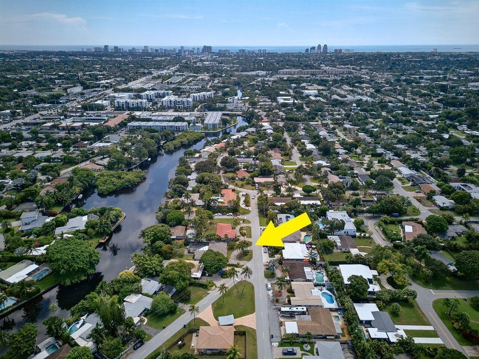 16Waterfront Location Near the Coast