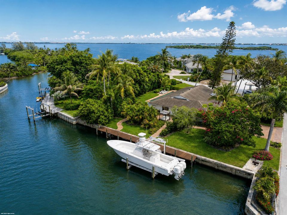 2 Island Rd 006c 1