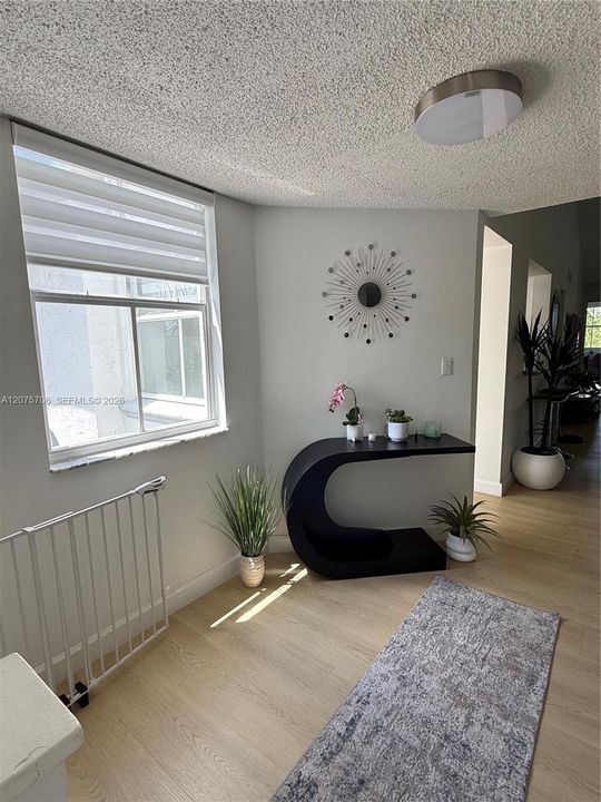 For Rent: $2,650 (2 beds, 2 baths, 1128 Square Feet)