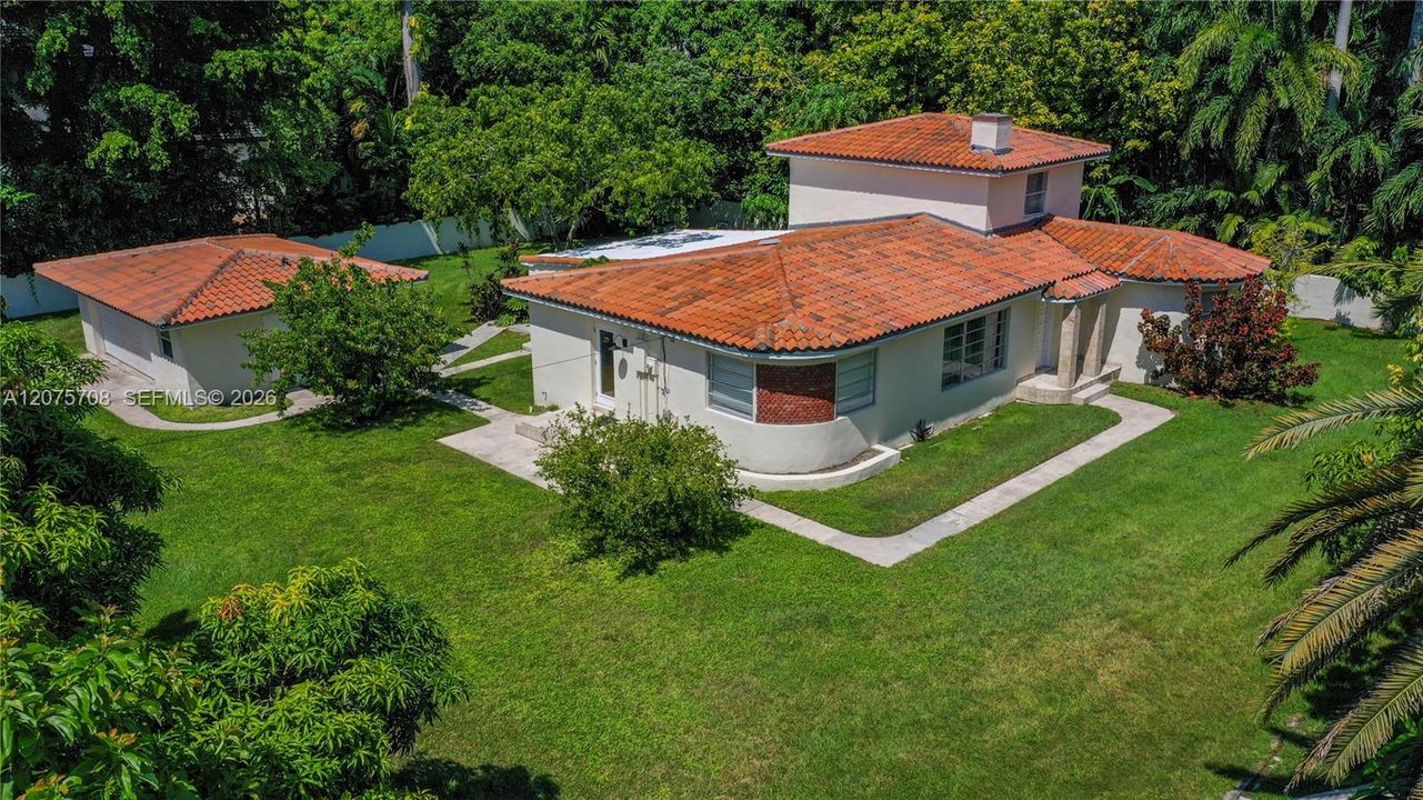 В аренду: $6,000 (3 спален, 2 ванн, 2153 Квадратных фут)
