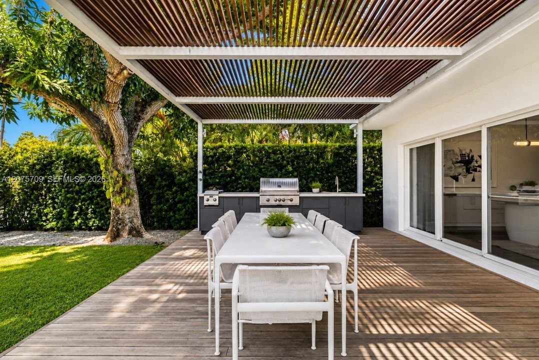 Summer Kitchen