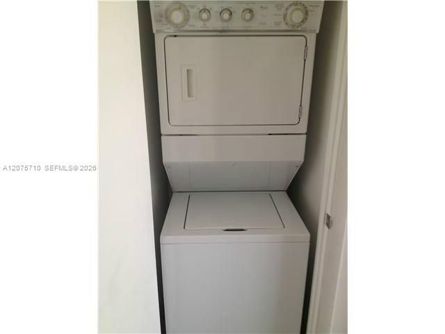 WASHER & DRYER