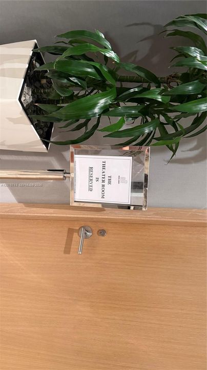 На продажу: $850,000 (2 спален, 2 ванн, 1048 Квадратных фут)